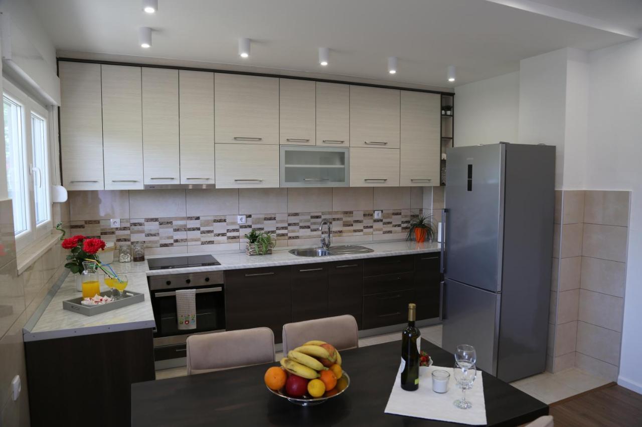 Garden House Apartment Trebinje Bagian luar foto